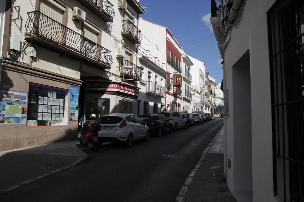 Easy Nerja Hostel 0*,