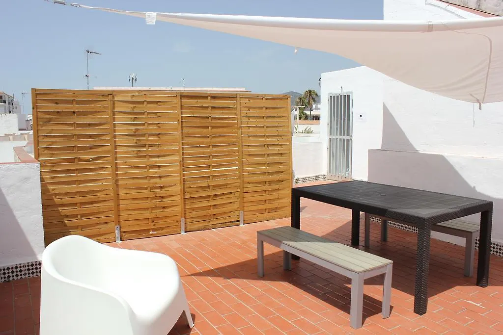 Easy Nerja Hostel 0*,